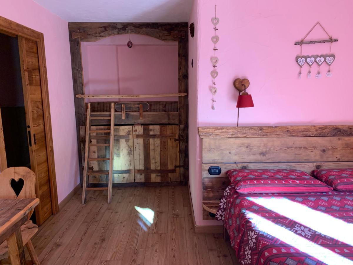 La Ferme Du Grand Paradis Cogne Δωμάτιο φωτογραφία